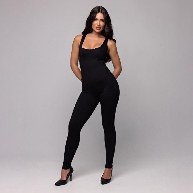 Macacão Confort Entrelaçado