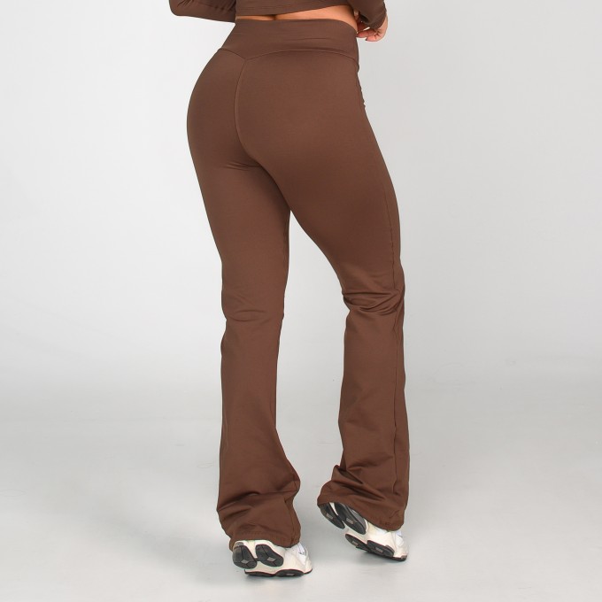 Calça Flare Essencial Marrom