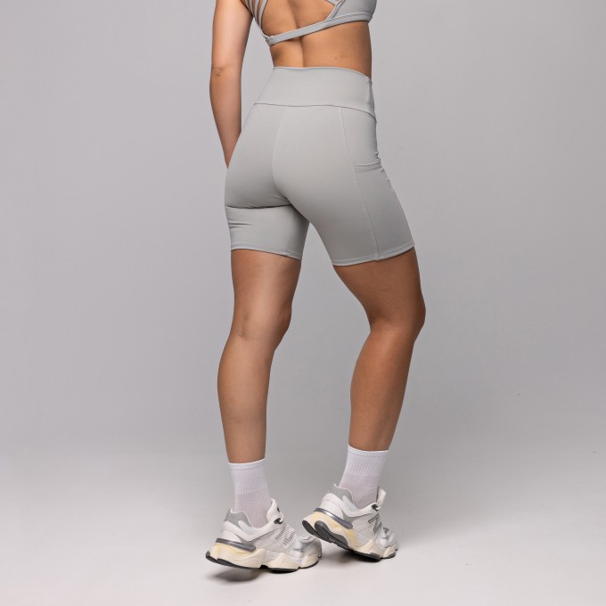 Short Compression com Bolso Cinza